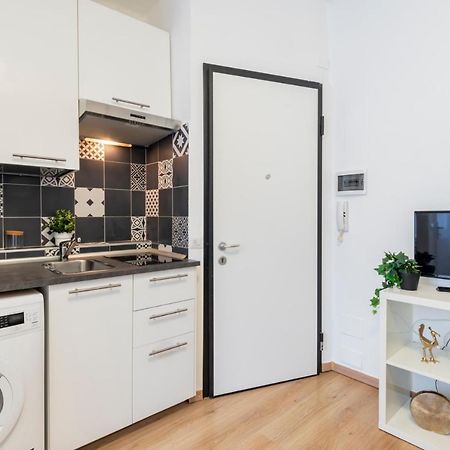 I Host Apartment - Alessi 10 ミラノ エクステリア 写真