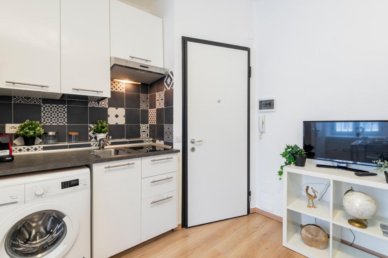 I Host Apartment - Alessi 10 ミラノ エクステリア 写真
