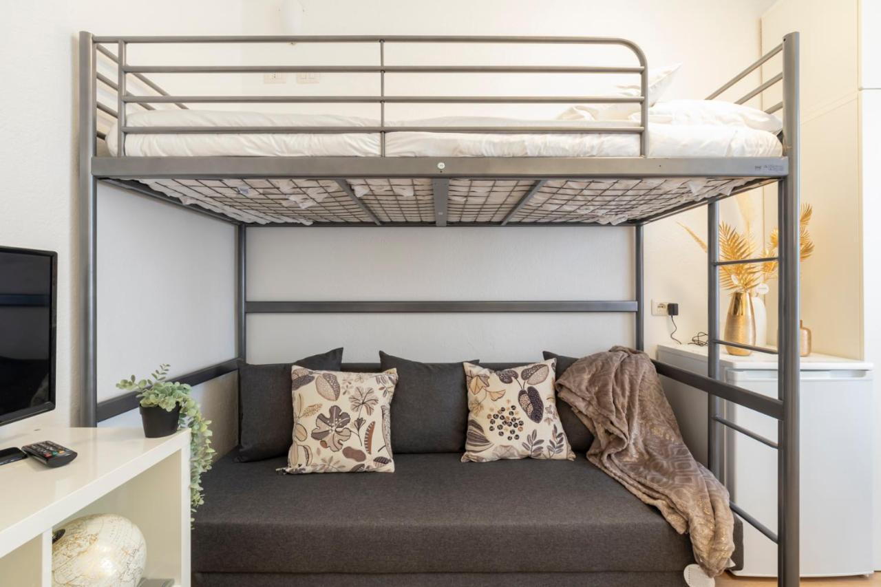 I Host Apartment - Alessi 10 ミラノ エクステリア 写真