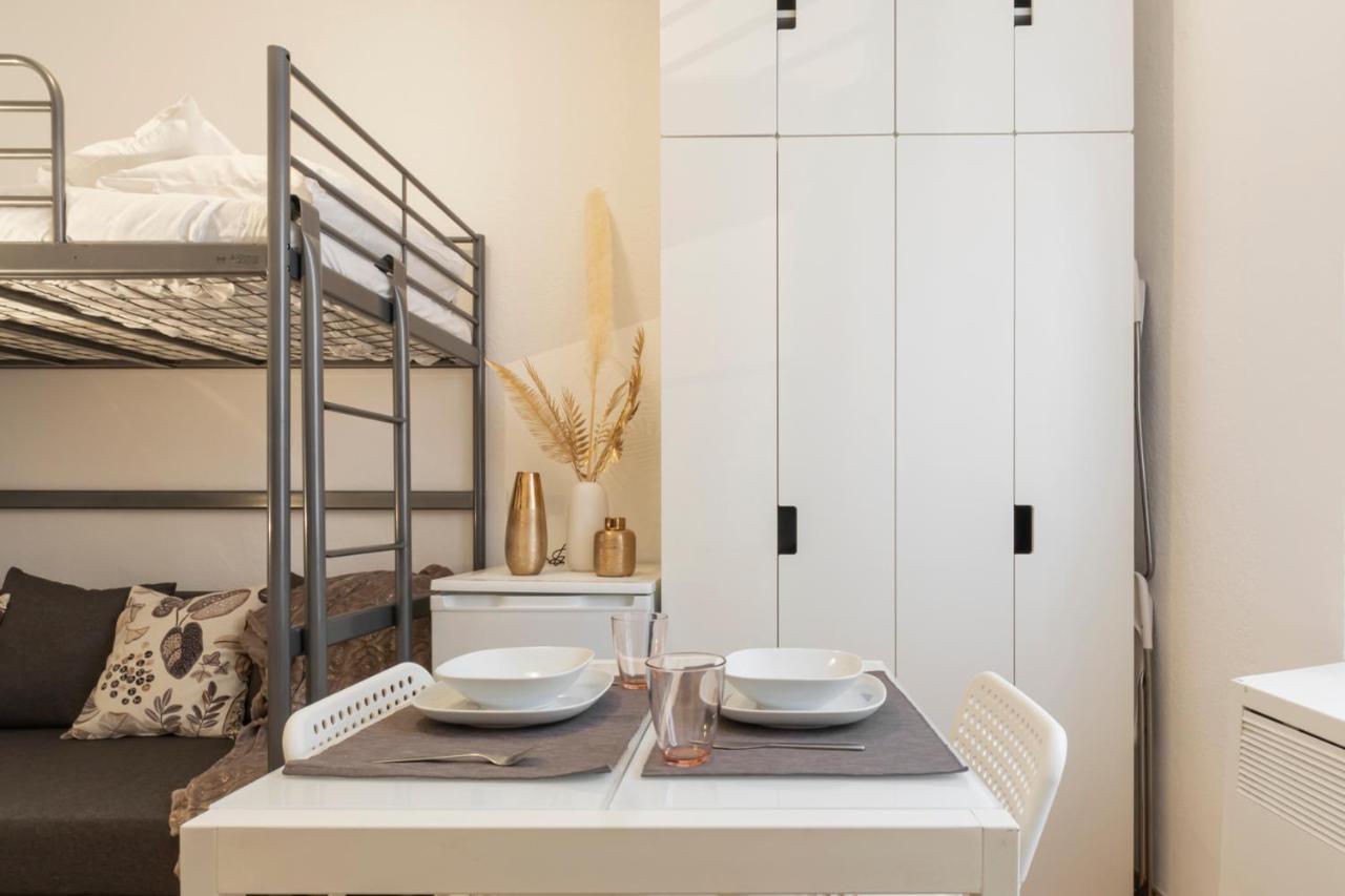 I Host Apartment - Alessi 10 ミラノ エクステリア 写真