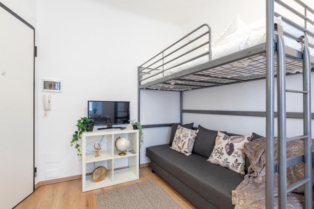 I Host Apartment - Alessi 10 ミラノ エクステリア 写真